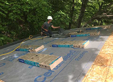 Roof renovation Jonquière