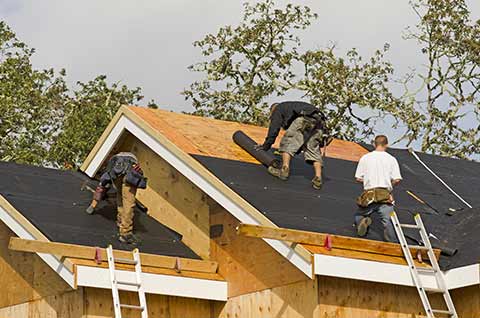 Roof repair Saguenay