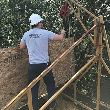 Roof renovation in Jonquière